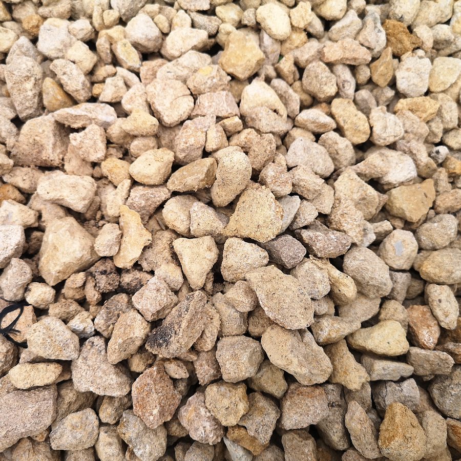 Cotswold Buff Gravel 20mm - 850kg Bulk Bag